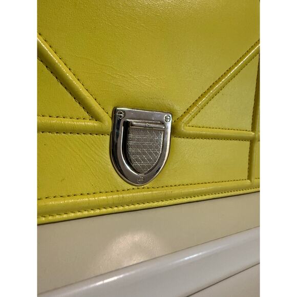 $3350 Dior Diorama Yellow Small Flap Crossbody Bag - Picture 5 of 16